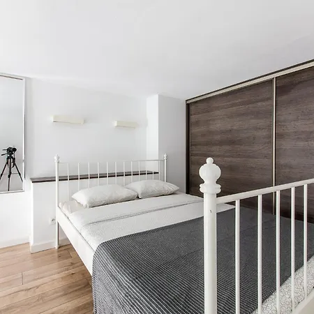 Indigo 2 Z Antresola Apartment *