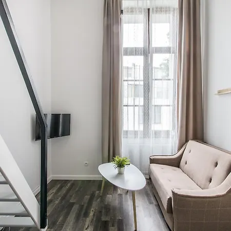 Indigo 2 Z Antresolą *