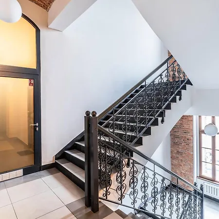 Indigo 2 Z Antresola Apartment